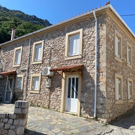 Studio Lakis Barbajonn'S Stone House Foutia Exterior photo